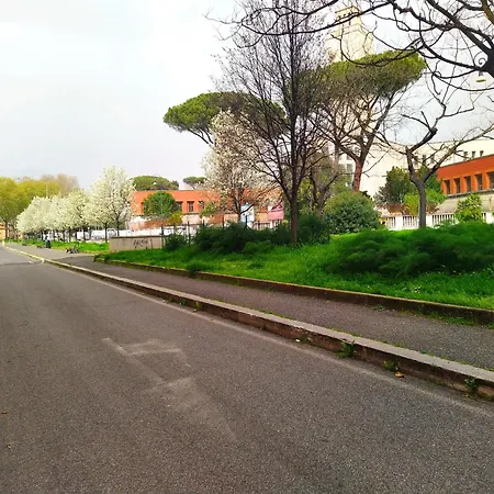 Loryand Near Stadio Olimpico *